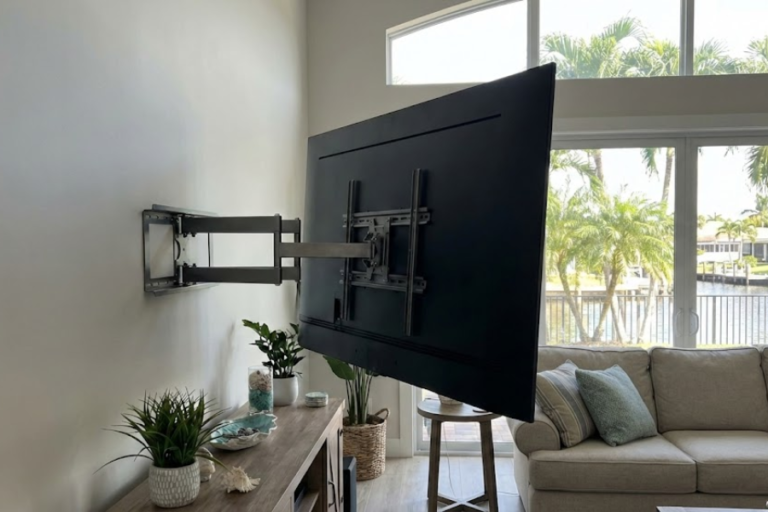 swivel TV mount in Fort Lauderdale FL