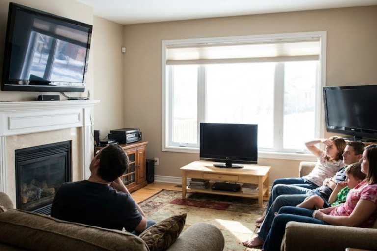 TV mounting service in Fort Lauderdale, FL